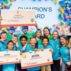 Team De Klimluikers wint FIRST LEGO league Challenge Team De Klimluikers wint FIRST LEGO league Challenge